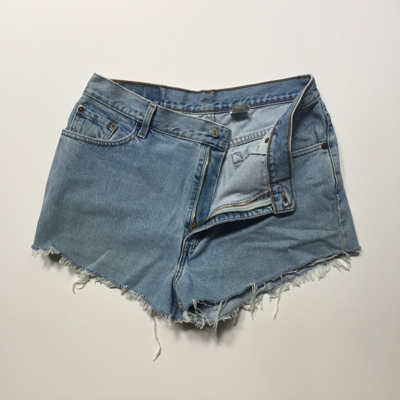 Vtg Levis 550 Distressed High Waist Cutoff - Picture 3 of 8